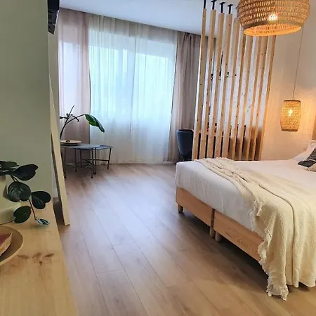 Airport Earth - Self Check-in Appartement Lissabon