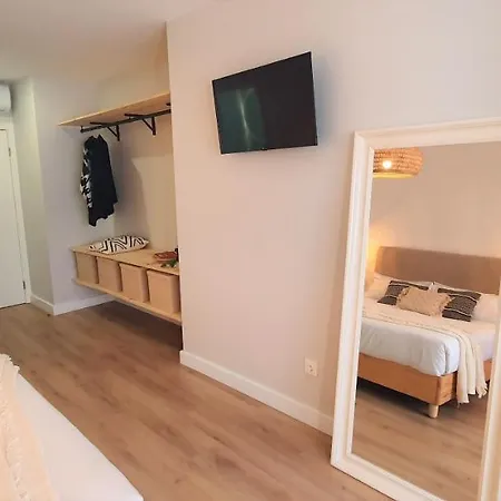 Airport Earth - Self Check-in Appartement Lissabon